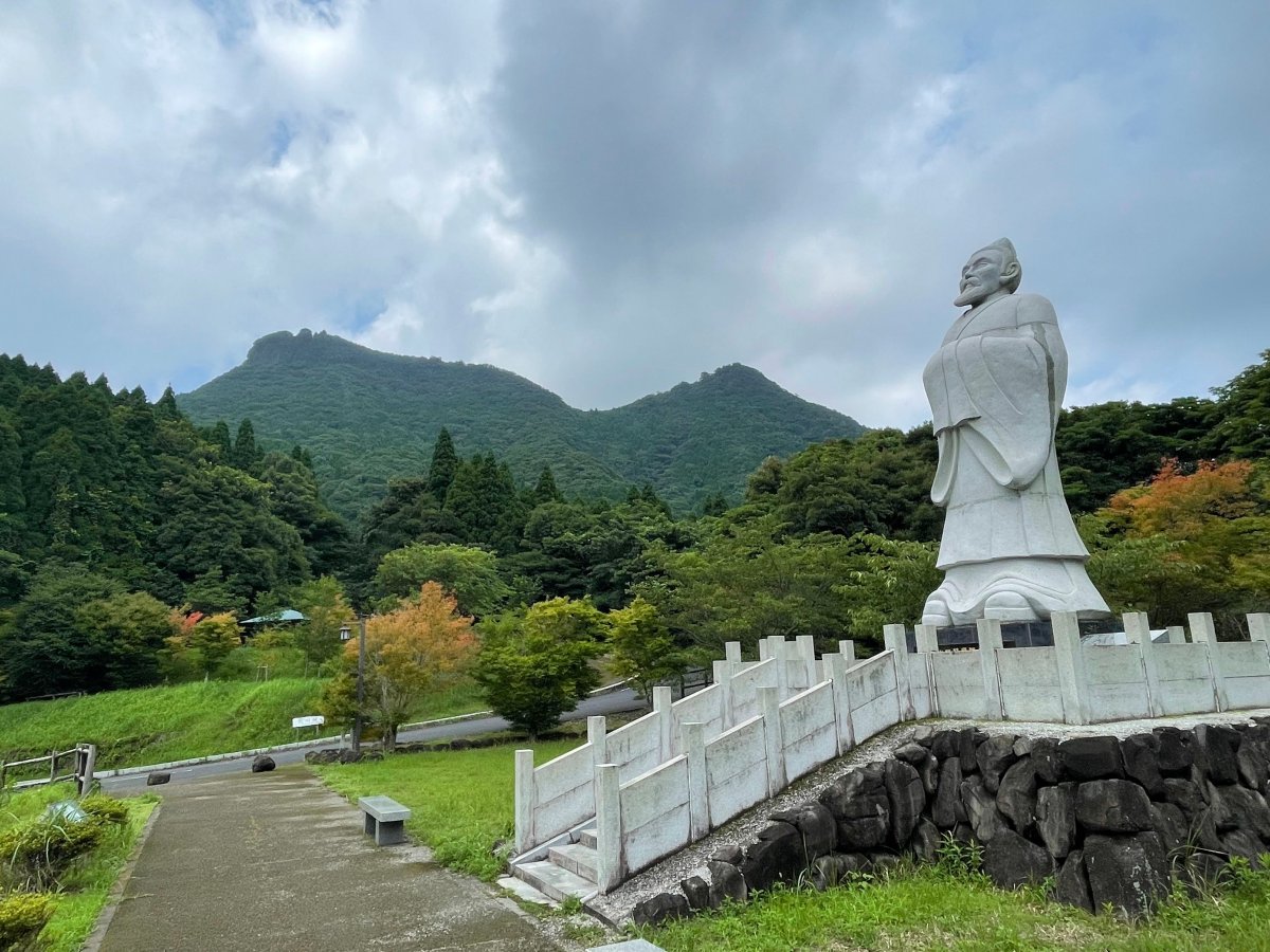 Kanmuri-dake / 冠岳