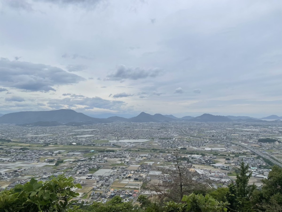Iino-yama / 飯野山 (Sanuki-Fuji /&nbsp;讃岐富士)